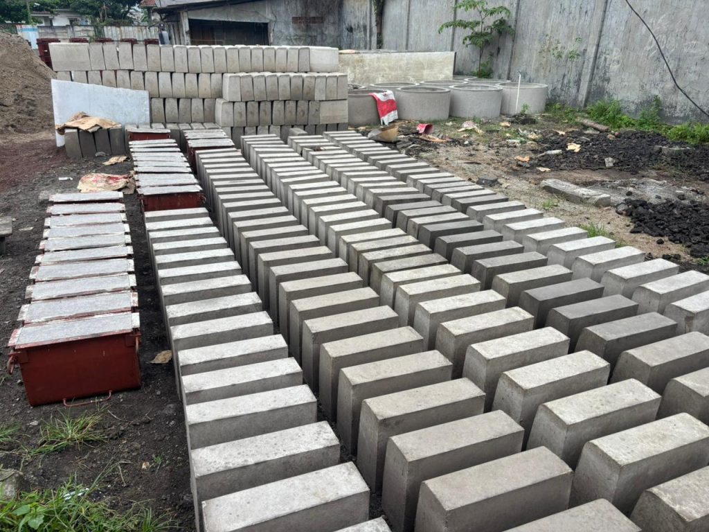 Paving block Karawang untuk halaman dan parkiran